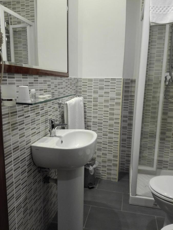 Dover 2* Milaan